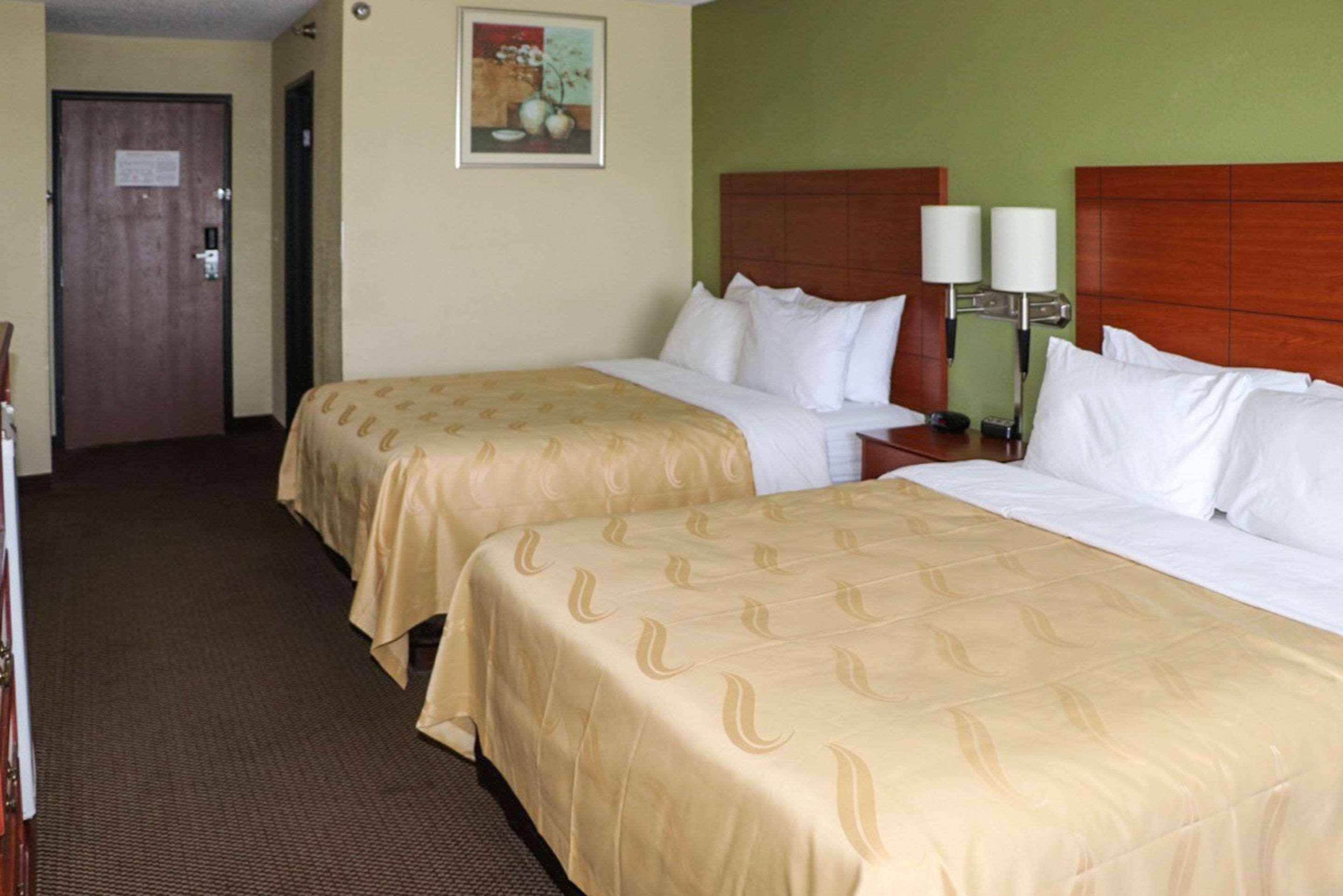 Quality Inn East Евансвіл Екстер'єр фото