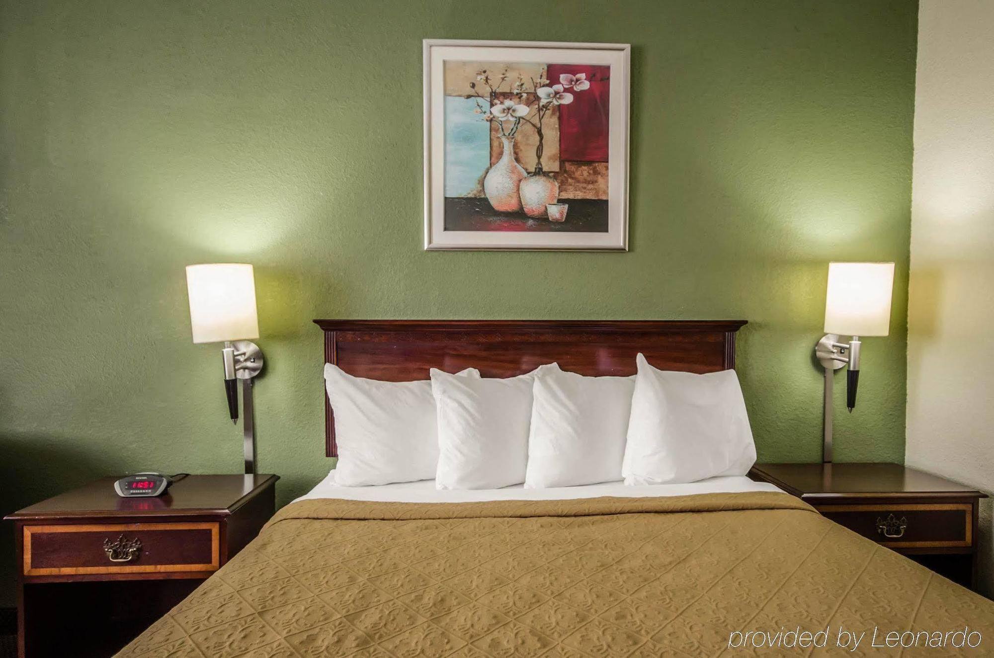 Quality Inn East Евансвіл Екстер'єр фото